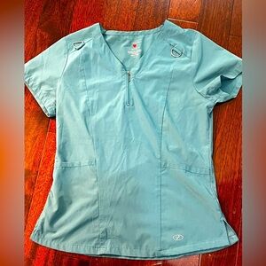 New York Laundry light blue Women's scrub top